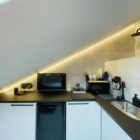 Appartamento Joivy Cosy Mansard In *