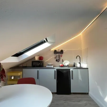 Joivy Cosy Mansard In Apartment Rapallo